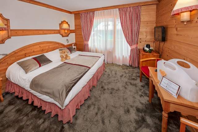 4-Sterne-Hotel Samoëns - Neige et Roc Samoëns - Zimmer