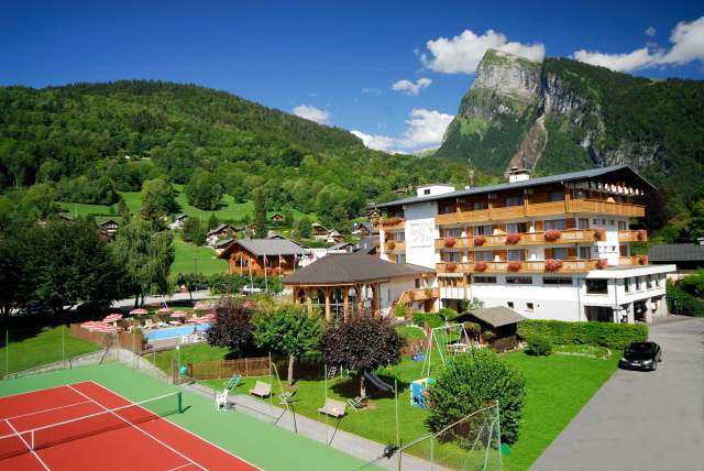4-Sterne-Hotel Samoëns - Neige et Roc Samoëns - Outdoor